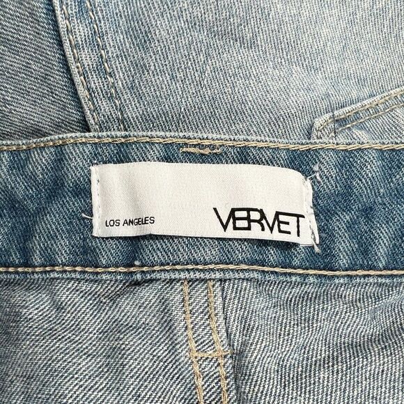 Vervet Women's Distressed High Rise Jean Shorts - Picture 8 of 10